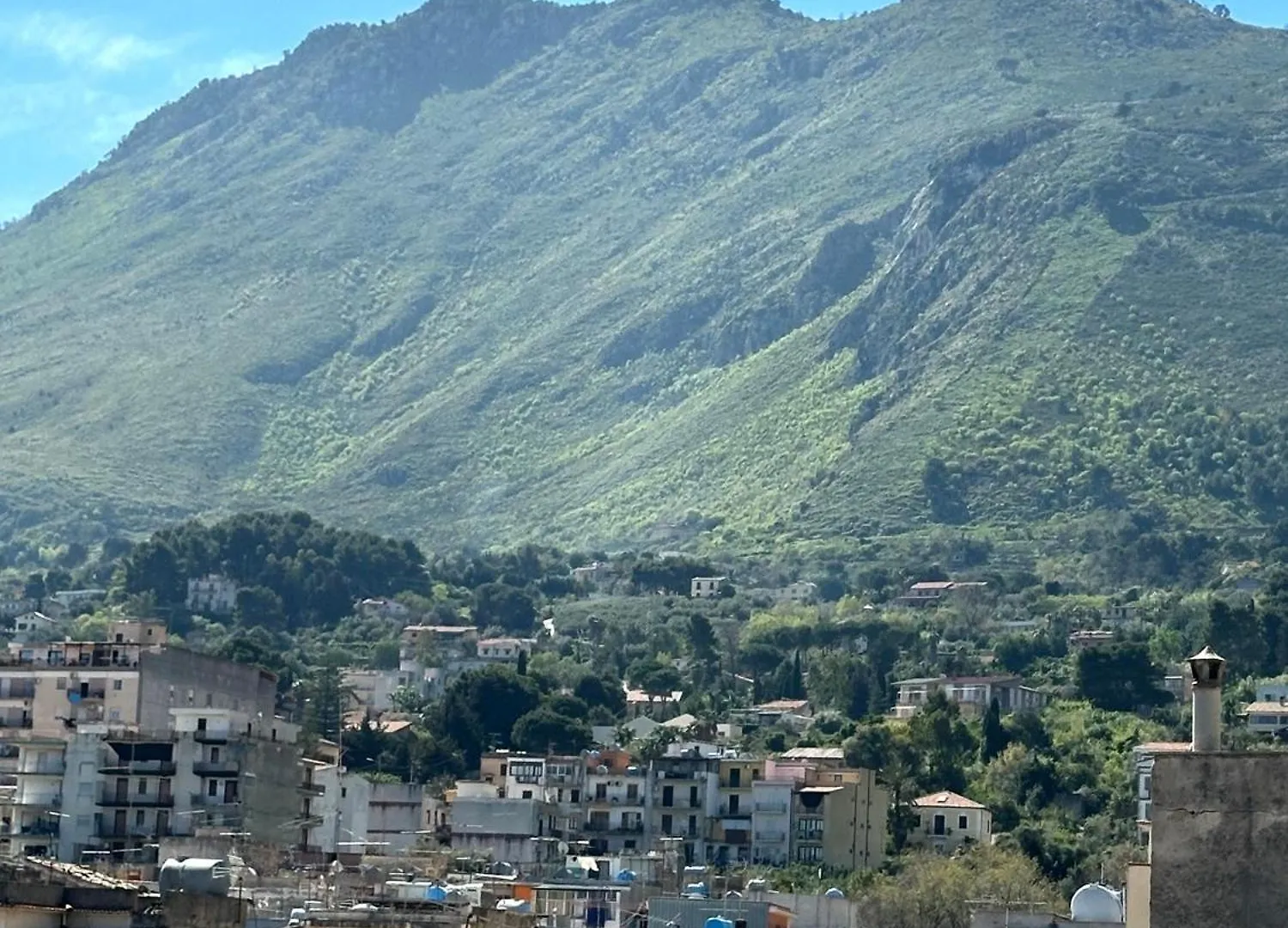Casa Dei Canarini Carini 0*,